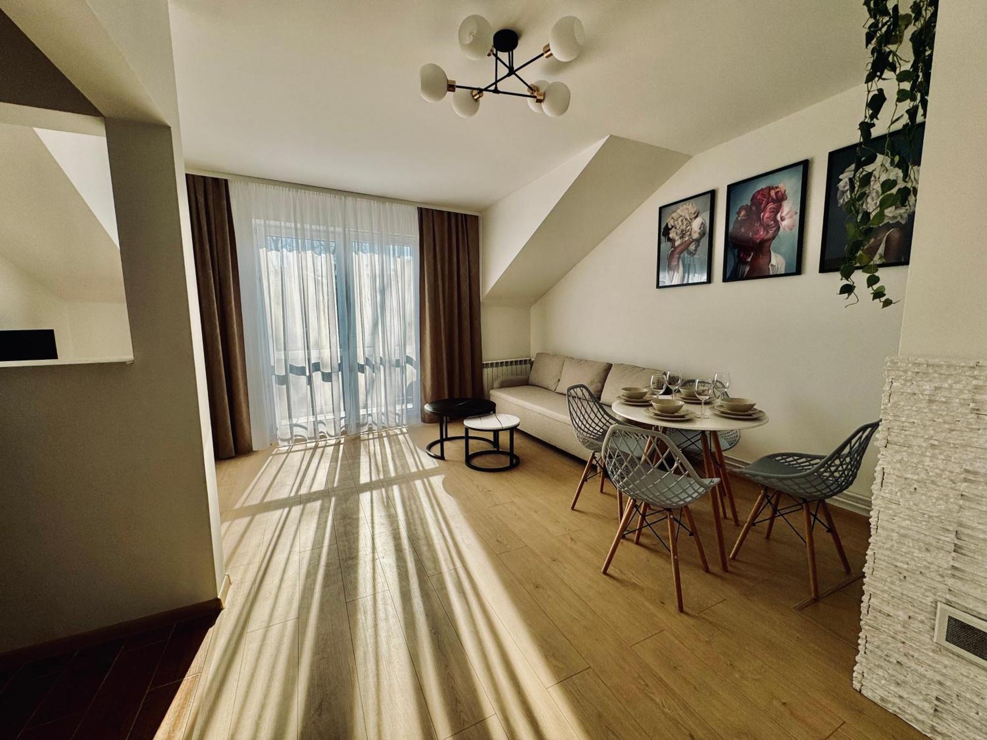 Apartament Wisteria Przemyśl Kültér fotó